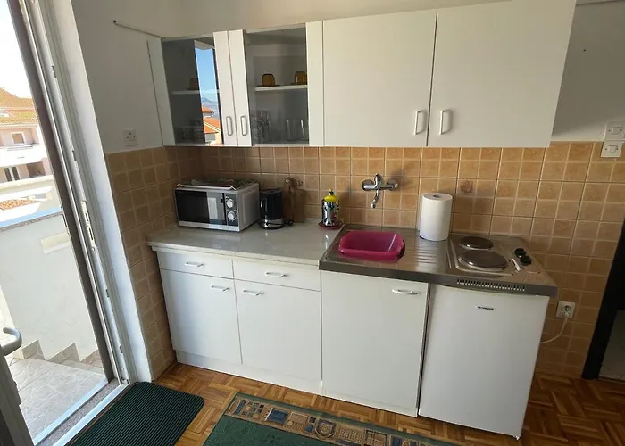 Melina Apartamento Omišalj